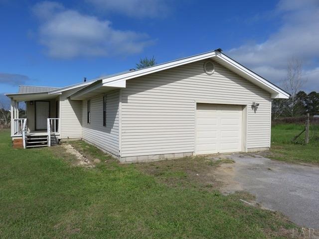 4215 Still Road Century, FL 32535 - Photo 5 of 19 Gallery Image 5