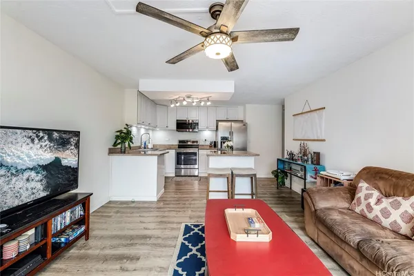 $400,000 | 98-731 Moanalua Loop, Unit 230, Aiea, HI 96701