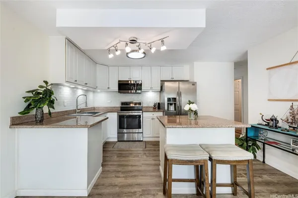 $400,000 | 98-731 Moanalua Loop, Unit 230, Aiea, HI 96701