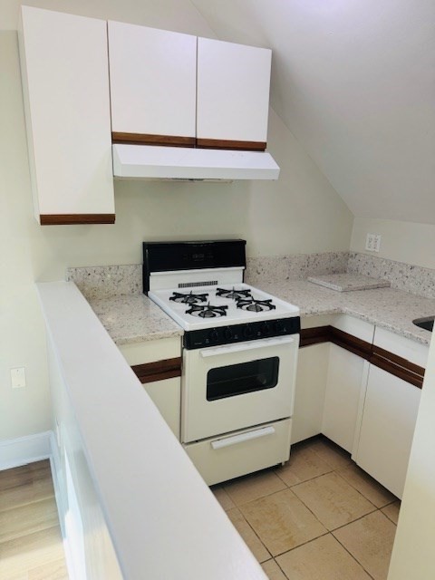 72 Adams Street, Unit A Waltham, MA 02453 - Photo 3 of 16