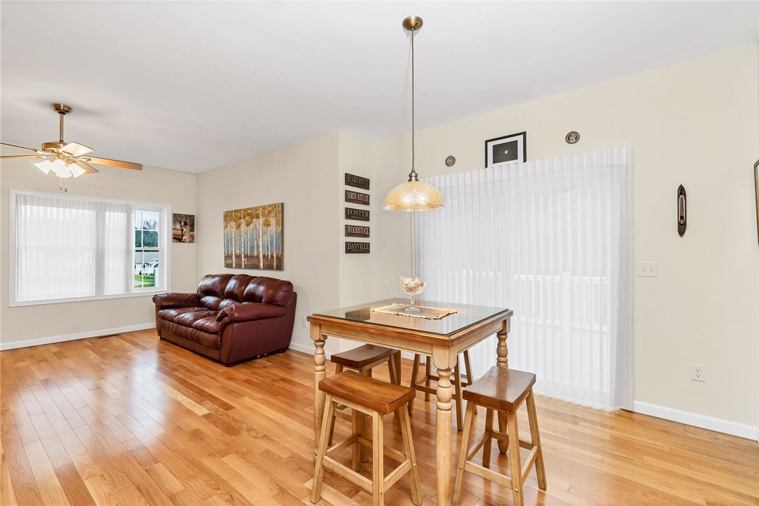35 Chickadee Way, Unit 35 Danielson, CT 06239 - Photo 5 of 36