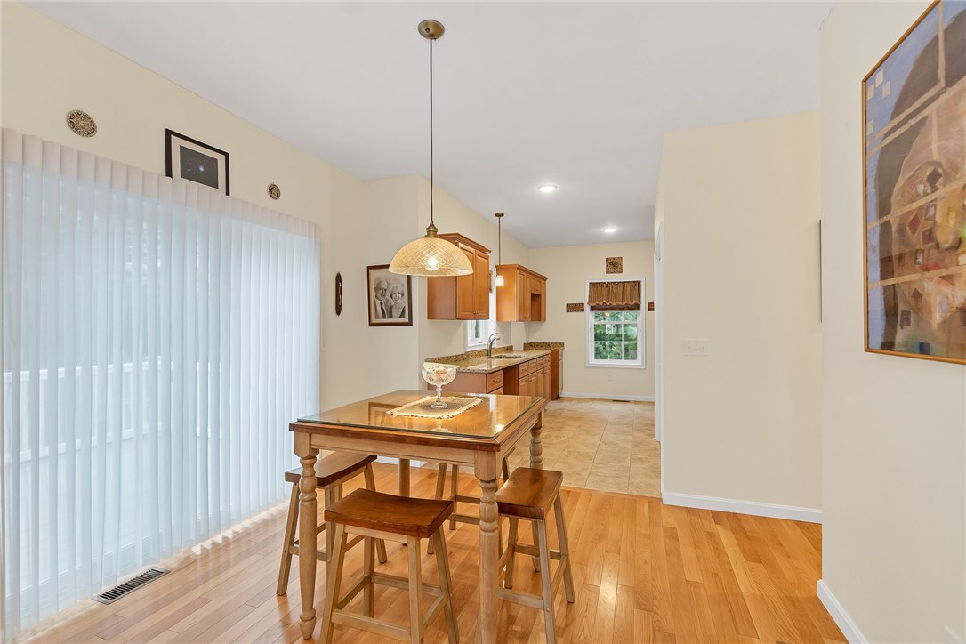 35 Chickadee Way, Unit 35 Danielson, CT 06239 - Photo 6 of 36