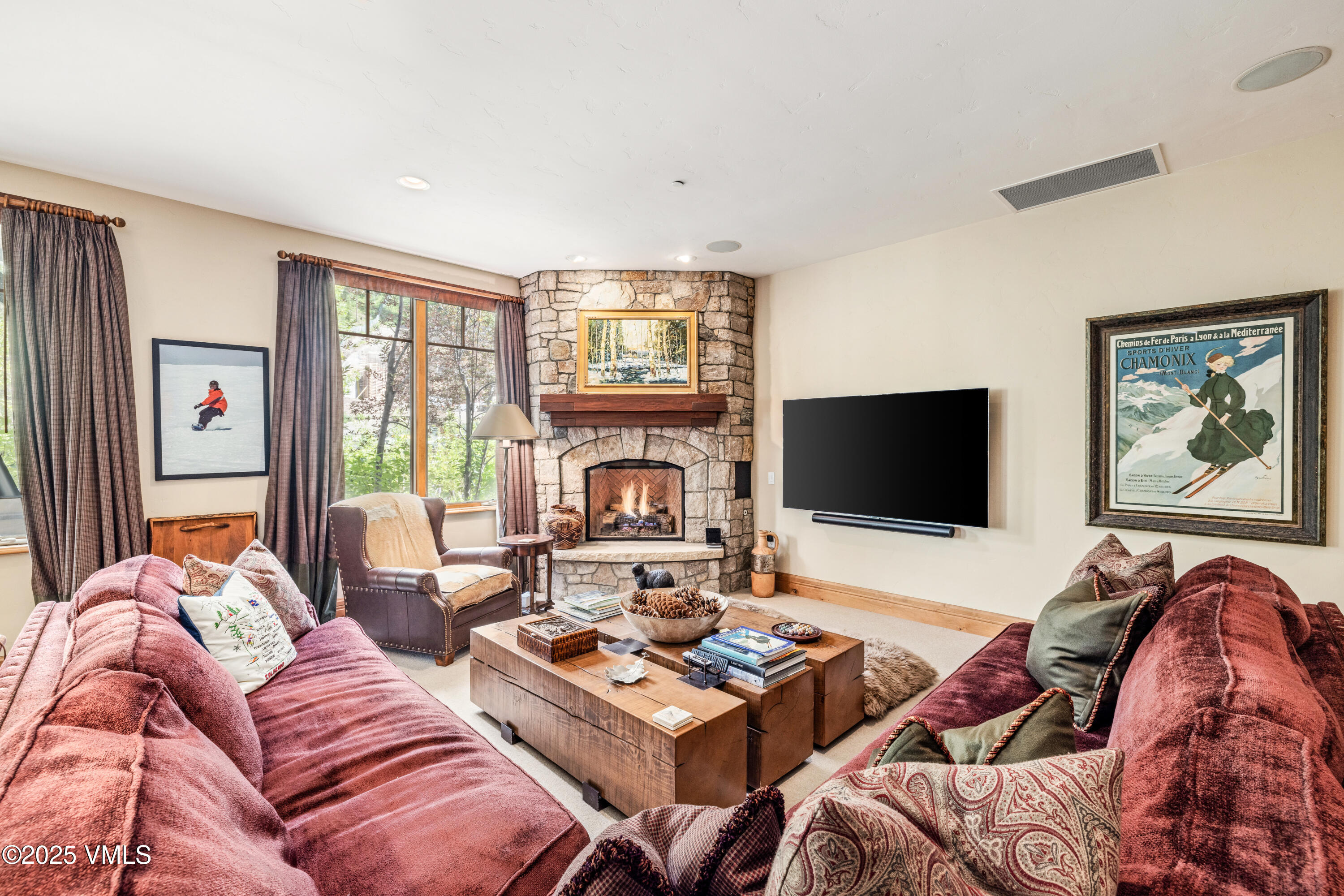 825 West Forest Road, Unit 2 Vail, CO 81657 - Photo 27 of 49 138A6124_1_1v2