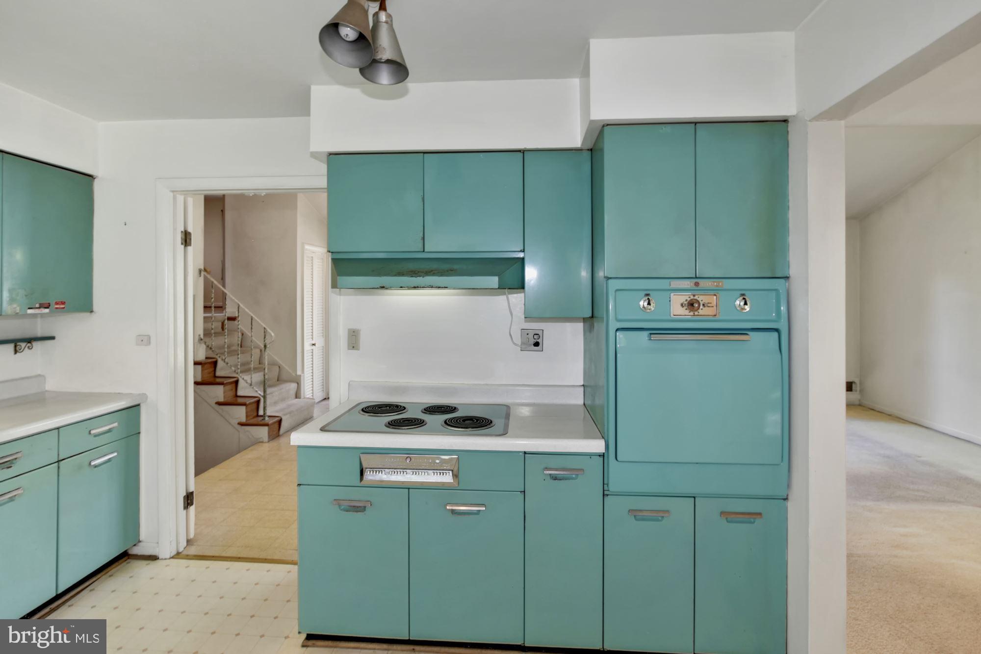 9203 Bardon Road Bethesda, MD 20814 - Photo 8 of 43