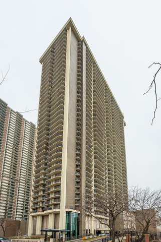 6007 North Sheridan Road, Unit 28D Chicago, IL 60660 - Photo 1 of 20
