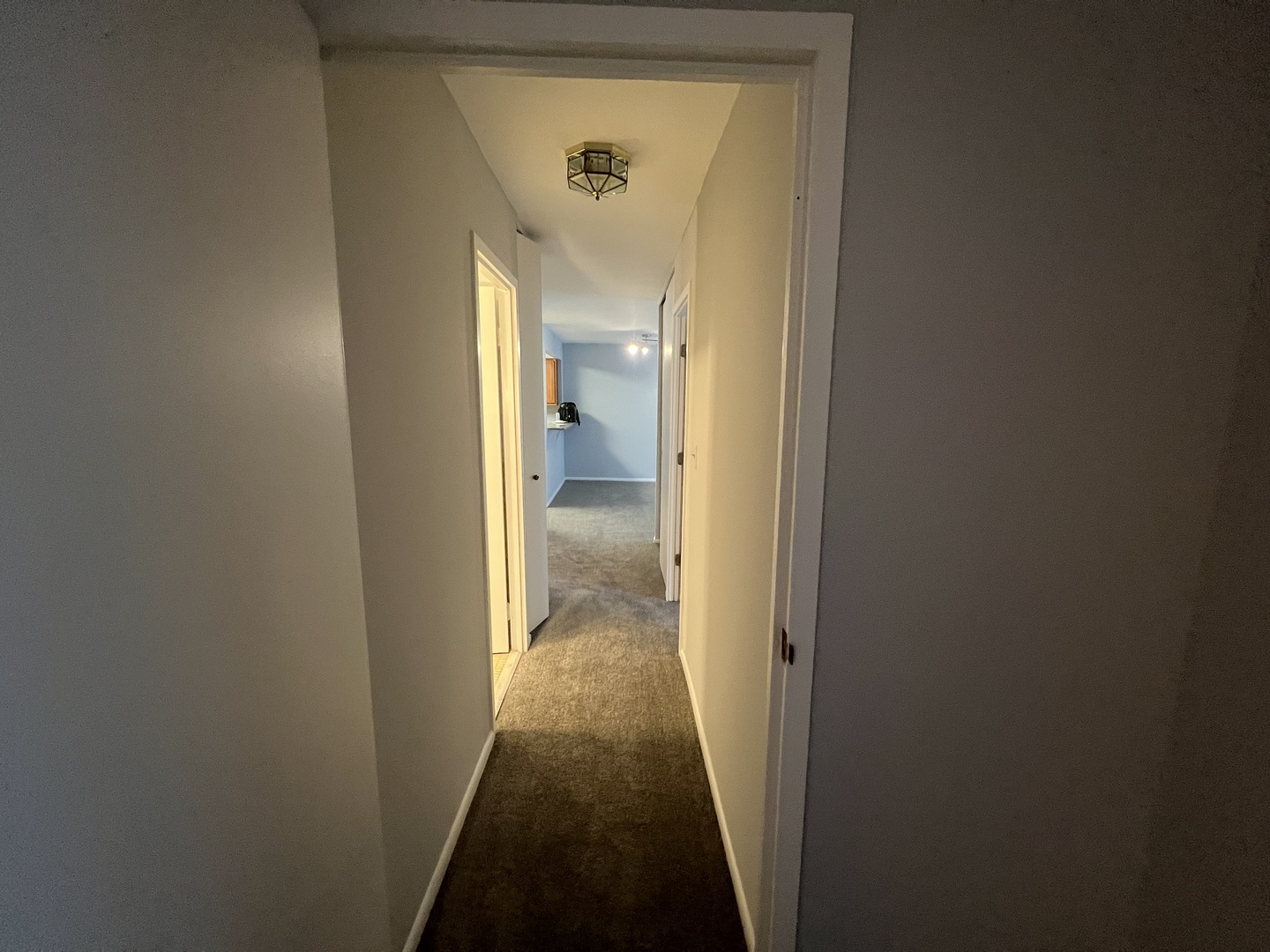 6007 North Sheridan Road, Unit 28D Chicago, IL 60660 - Photo 2 of 20