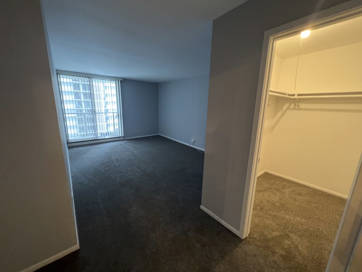 6007 North Sheridan Road, Unit 28D Chicago, IL 60660 - Photo 5 of 20