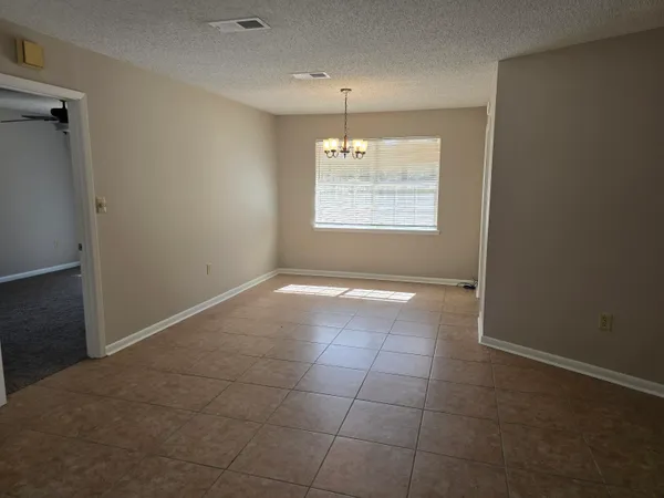 $1,975 | 309 Somerset Drive, Fort Walton Beach, FL 32547