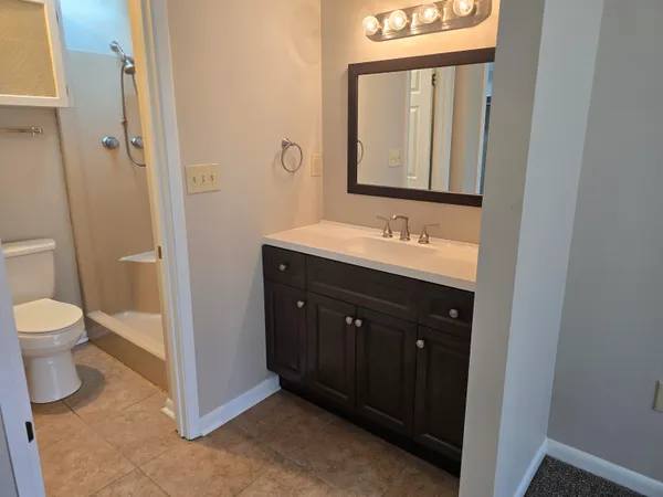 $1,975 | 309 Somerset Drive, Fort Walton Beach, FL 32547