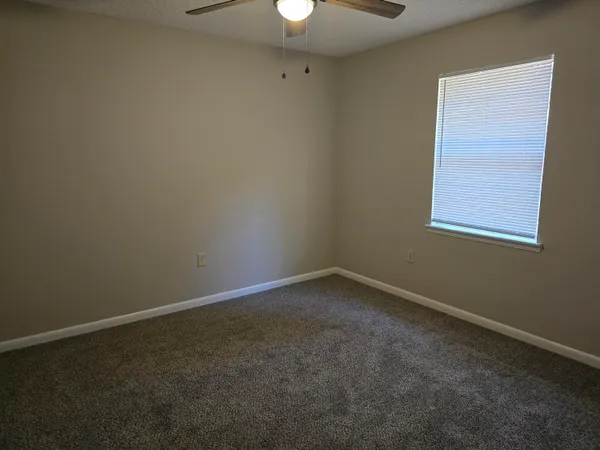 $1,975 | 309 Somerset Drive, Fort Walton Beach, FL 32547