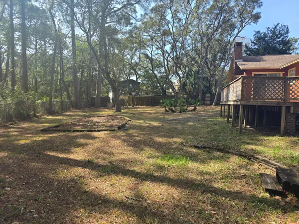 $1,975 | 309 Somerset Drive, Fort Walton Beach, FL 32547