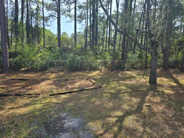 $1,975 | 309 Somerset Drive, Fort Walton Beach, FL 32547