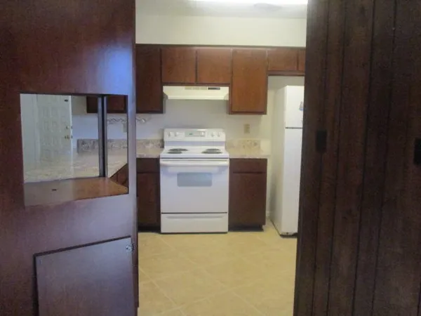 $1,975 | 309 Somerset Drive, Fort Walton Beach, FL 32547