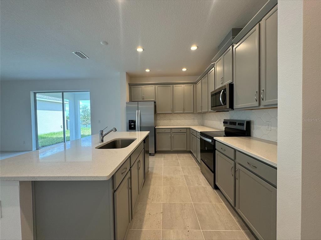 5901 Vision Road St. Cloud, FL 34771 - Photo 4 of 18 Gallery Image 4