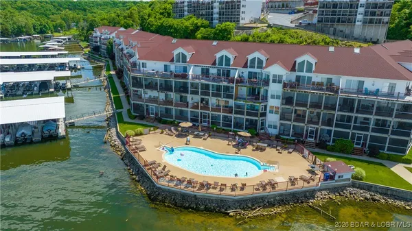 $264,900 | 773 Clearwater Drive, Unit 3B, Camdenton, MO 65020