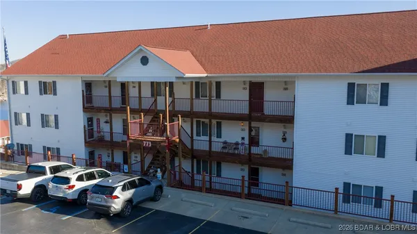 $264,900 | 773 Clearwater Drive, Unit 3B, Camdenton, MO 65020