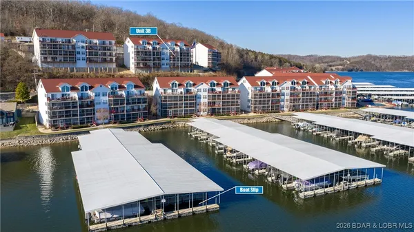 $264,900 | 773 Clearwater Drive, Unit 3B, Camdenton, MO 65020