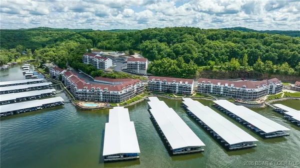 $264,900 | 773 Clearwater Drive, Unit 3B, Camdenton, MO 65020