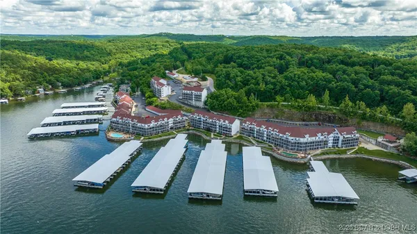 $264,900 | 773 Clearwater Drive, Unit 3B, Camdenton, MO 65020