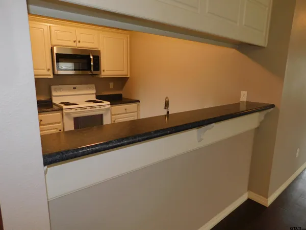 $1,550 | 19648 County Road 431, Lindale, TX 75771