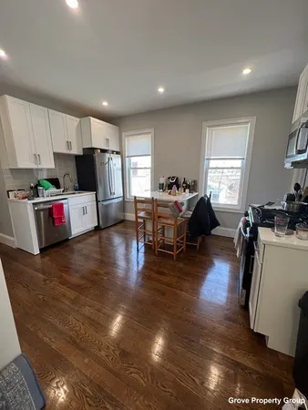 $4,950 | 55 Mt Vernon Street, Unit 2, Boston, MA 02125