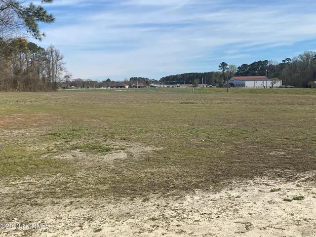 $975,000 | 0 Nc 33 Highway East, Chocowinity, NC 27817