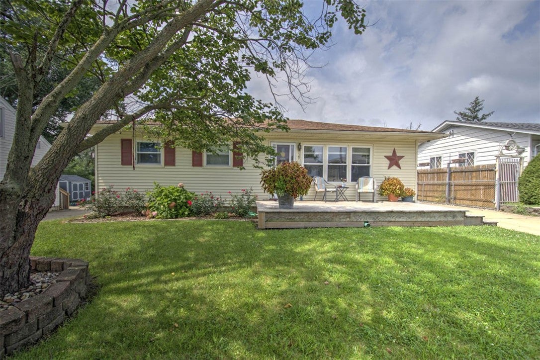 39 Reeder Drive Decatur, IL 62521 - Photo 3 of 24 Gallery Image 3