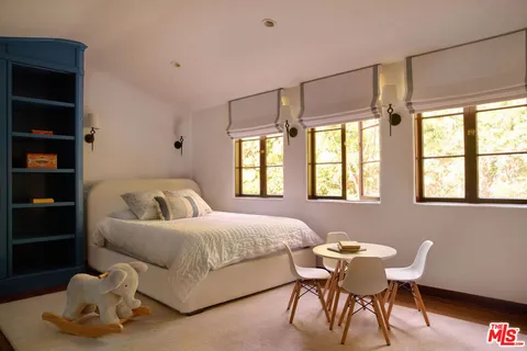 $8,995,000 | Undisclosed Address, Los Angeles, CA 90004