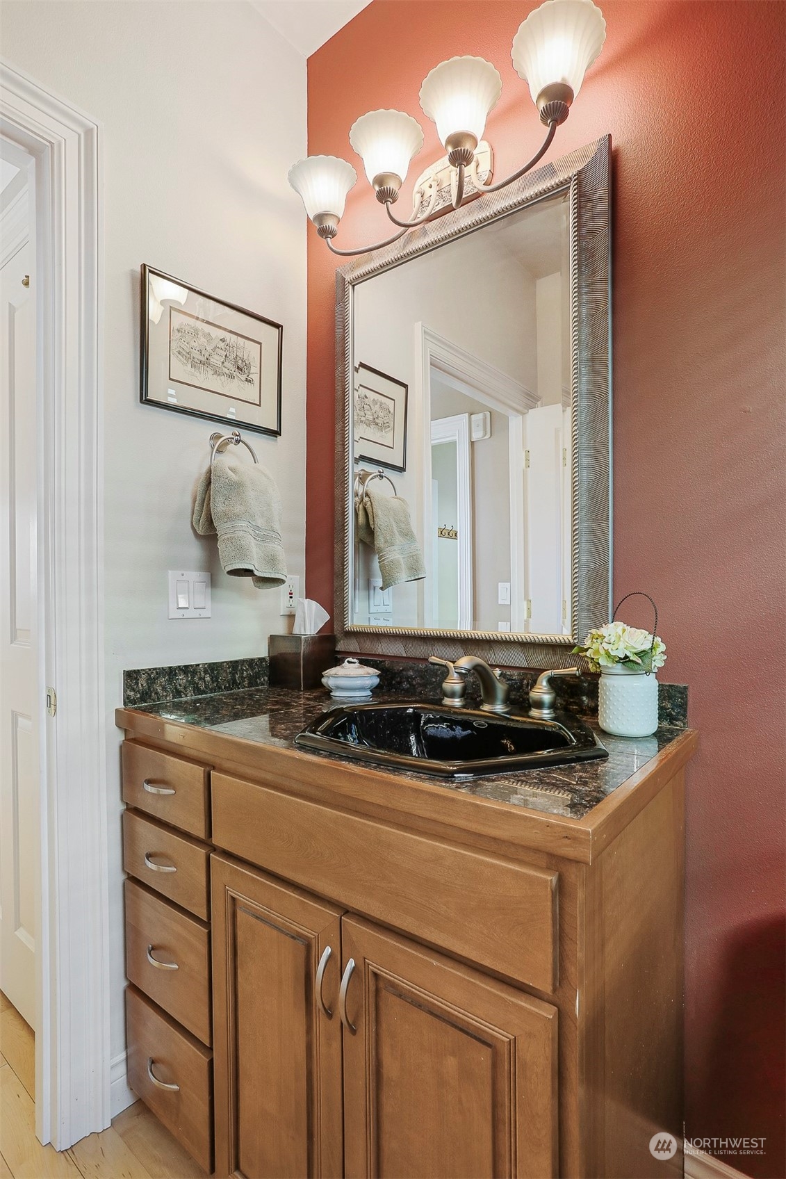 2030 Rucker Avenue, Unit 4 Everett, WA 98201 - Photo 17 of 40 Gallery Image 17