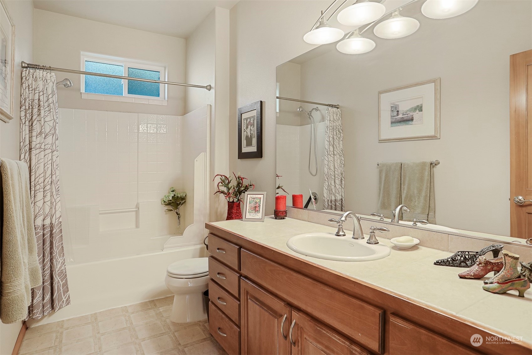 2030 Rucker Avenue, Unit 4 Everett, WA 98201 - Photo 30 of 40 Gallery Image 30