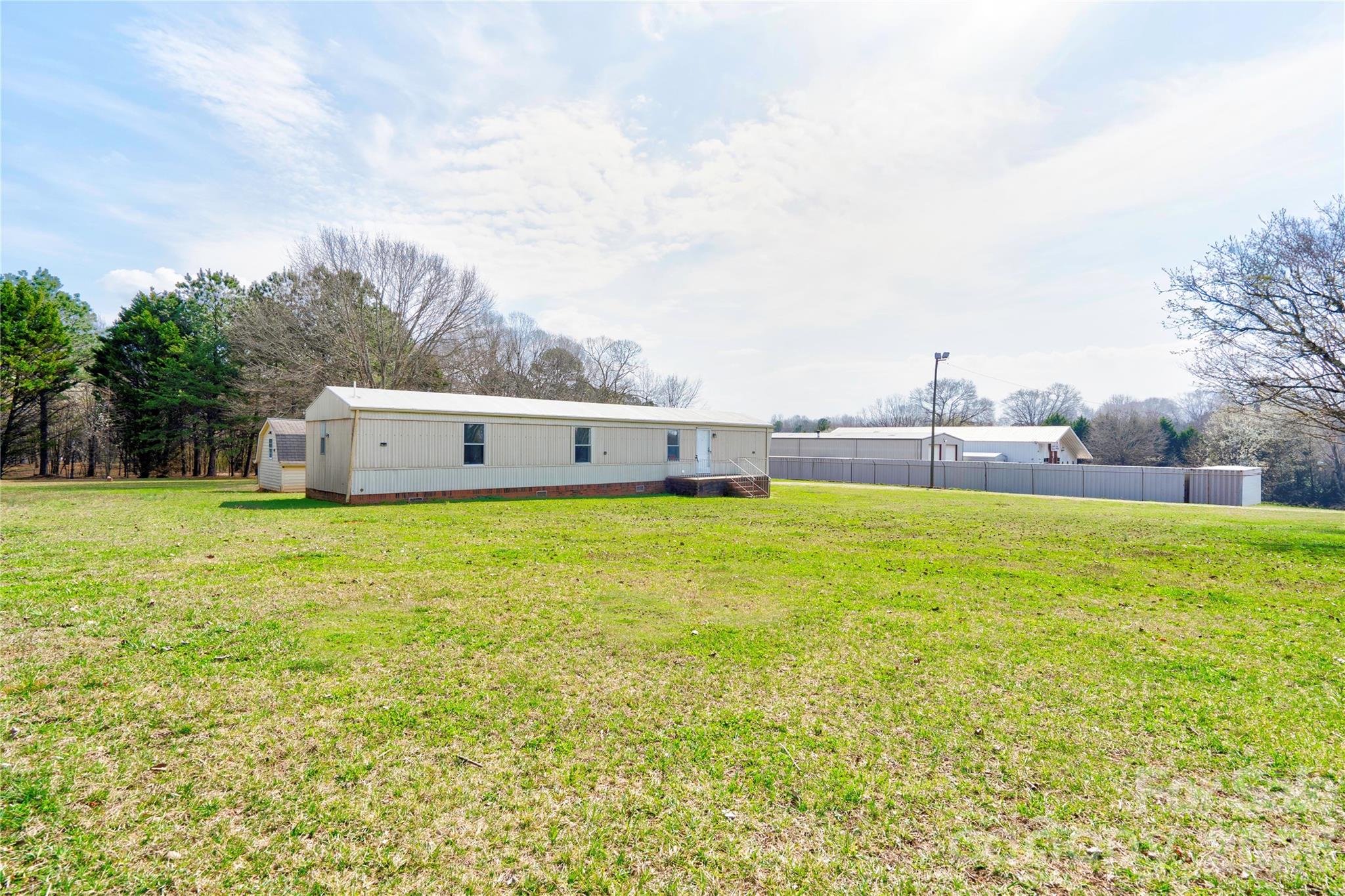 2728 Polkville Road Shelby, NC 28150 - Photo 24 of 36