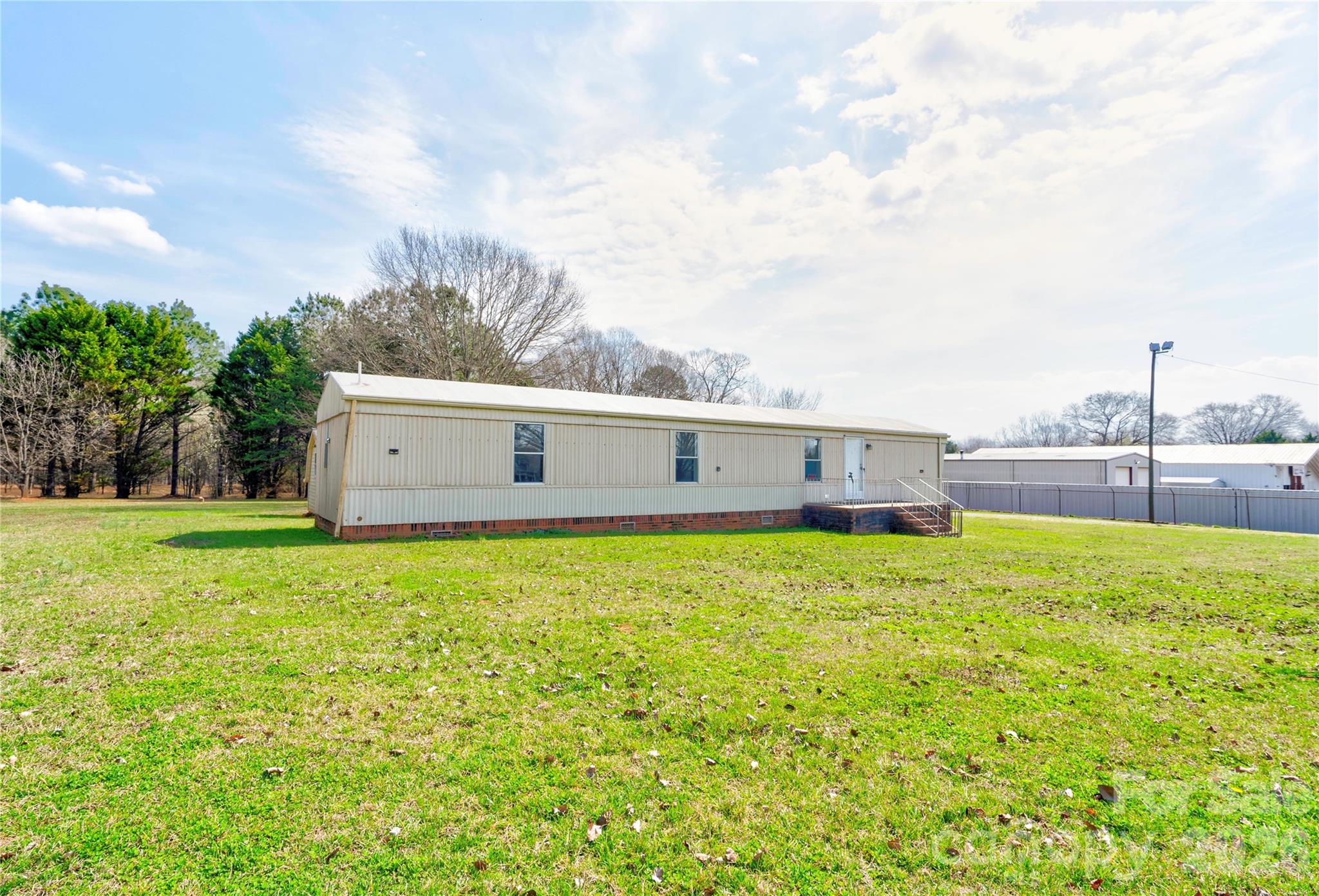 2728 Polkville Road Shelby, NC 28150 - Photo 25 of 36