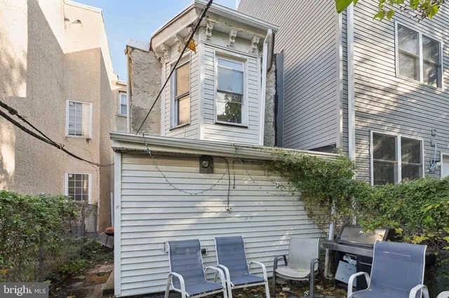 $3,150 | 1722 Willington Street, Philadelphia, PA 19121