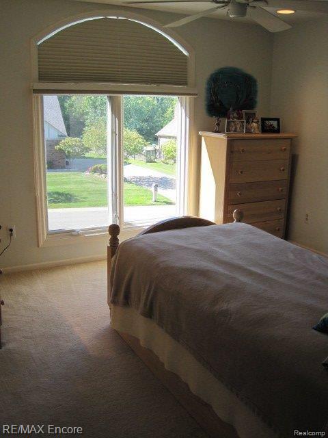 828 Snowmass Drive Rochester, MI 48309 - Photo 11 of 24 Bedroom 2