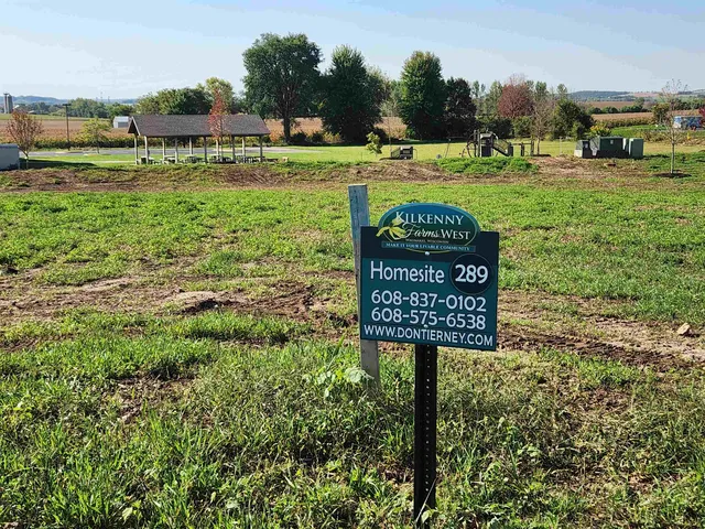 $249,000 | 1605 Eileen, Waunakee, WI 53597