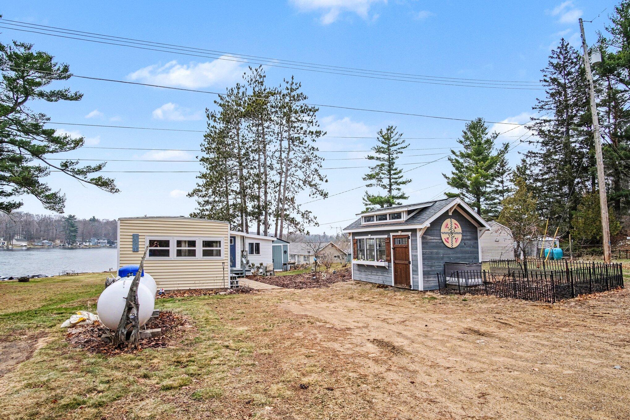 1388 Vining Road Greenville, MI 48838 - Photo 14 of 27 Road Facing Side