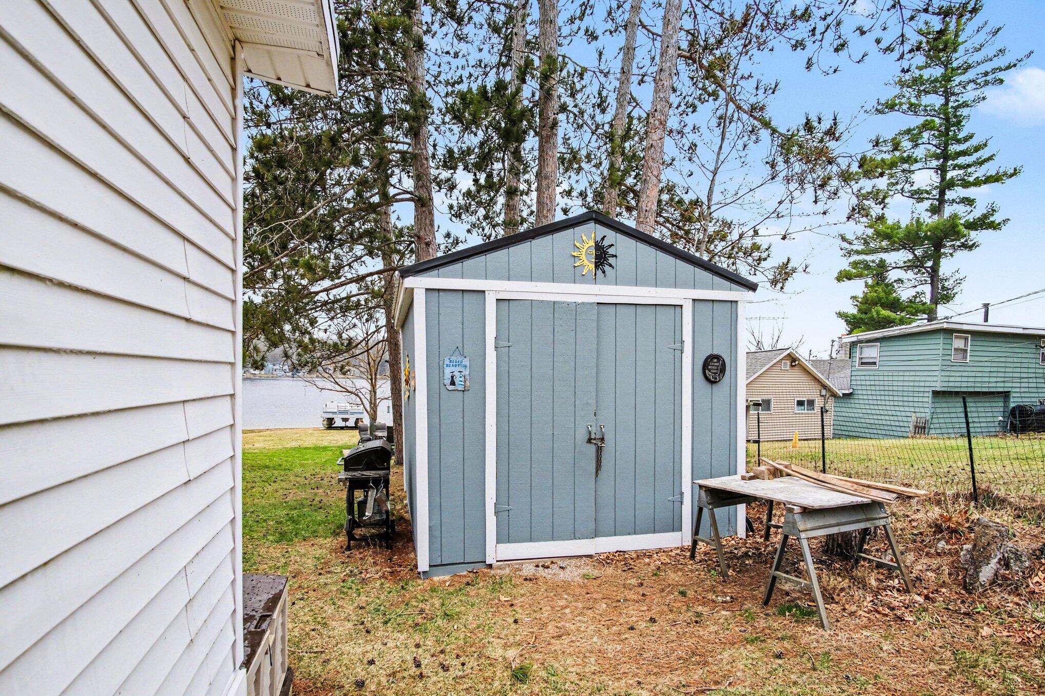 1388 Vining Road Greenville, MI 48838 - Photo 17 of 27 Shed