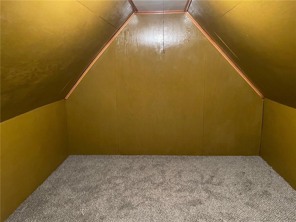 4517 Lincoln Avenue Jeannette, PA 15644 - Photo 30 of 37 a view of an empty room