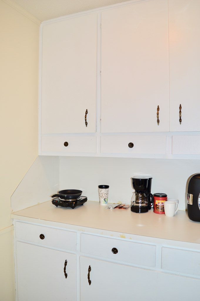 3950 Sears Road Columbus, GA 31907 - Photo 34 of 58 Kitchenette