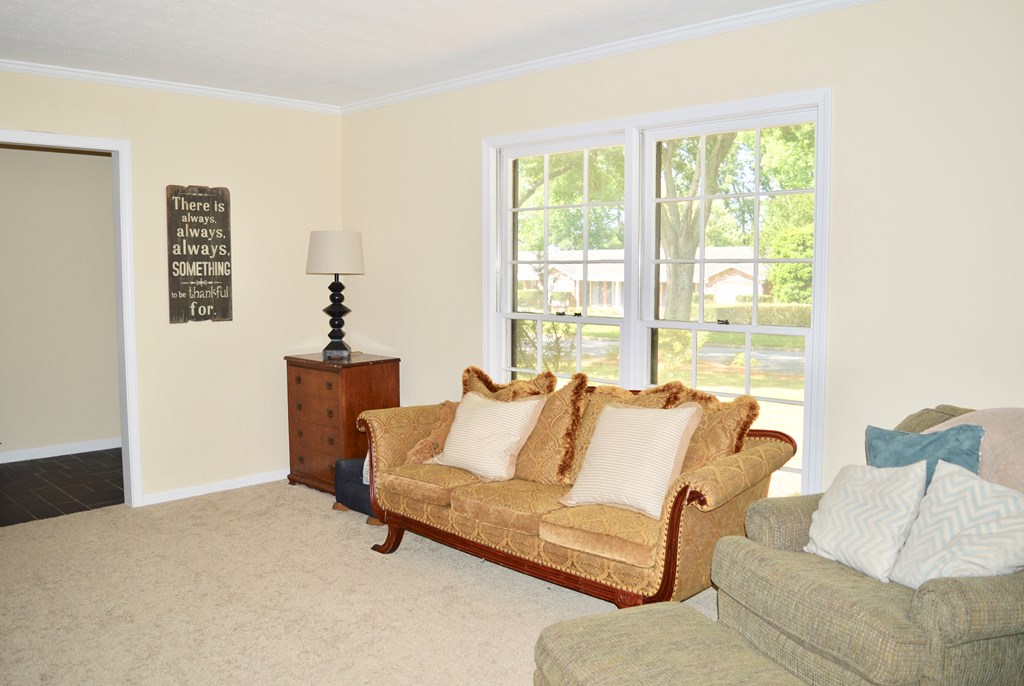 3950 Sears Road Columbus, GA 31907 - Photo 8 of 58 Living Room