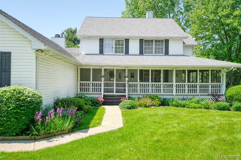2495 Fowlerville Road Fowlerville, MI 48836 - Photo 2 of 52