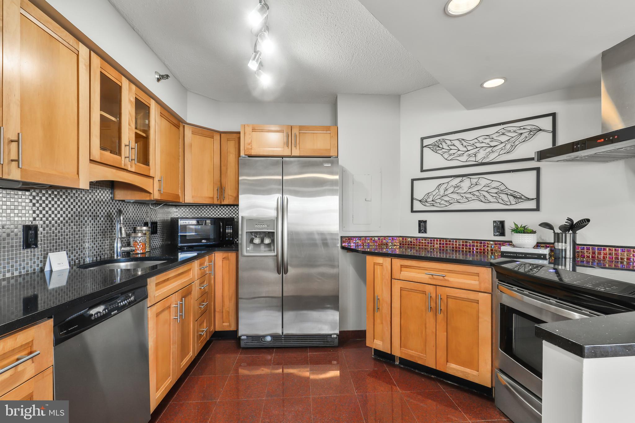 1301 North Courthouse Road, Unit 1103 Arlington, VA 22201 - Photo 11 of 34