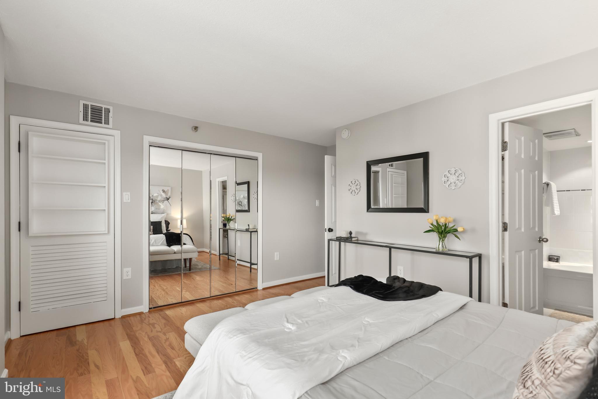 1301 North Courthouse Road, Unit 1103 Arlington, VA 22201 - Photo 17 of 34