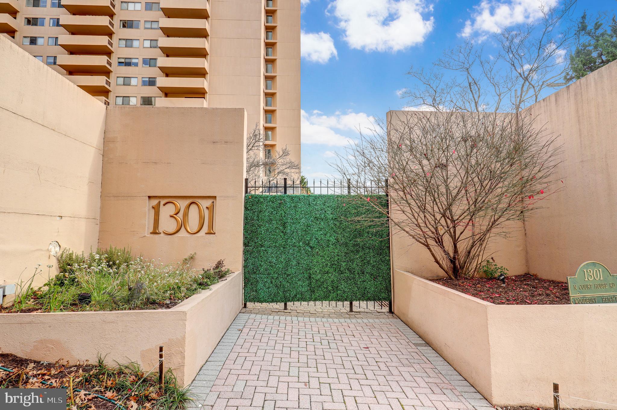 1301 North Courthouse Road, Unit 1103 Arlington, VA 22201 - Photo 27 of 34