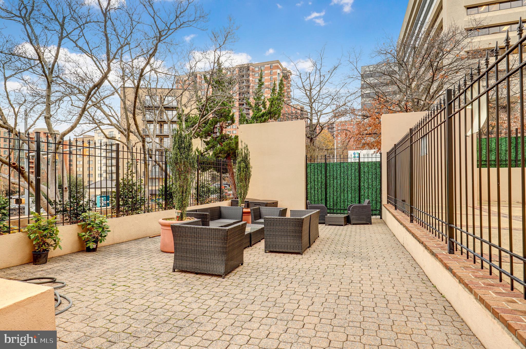 1301 North Courthouse Road, Unit 1103 Arlington, VA 22201 - Photo 31 of 34