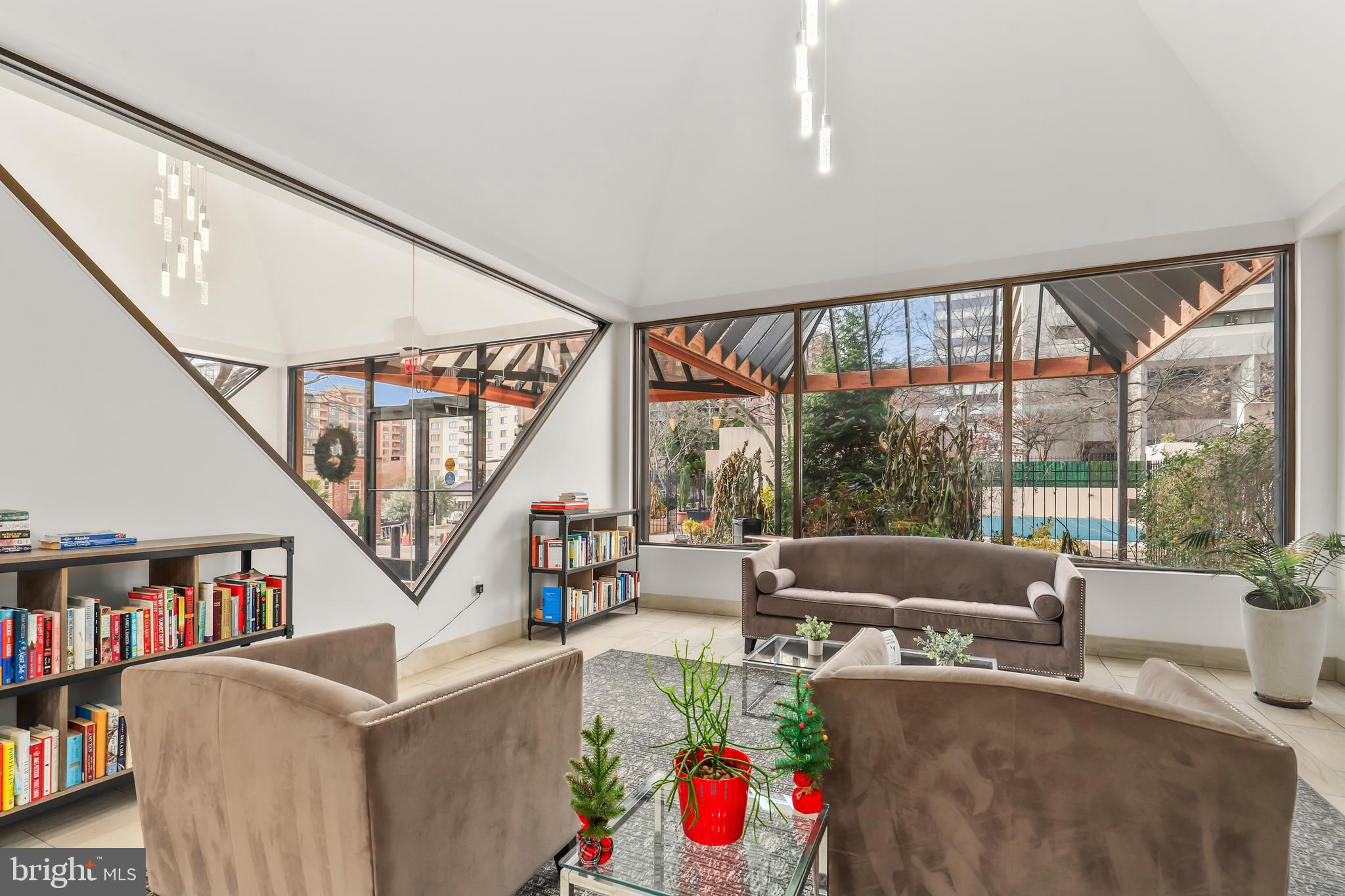 1301 North Courthouse Road, Unit 1103 Arlington, VA 22201 - Photo 33 of 34