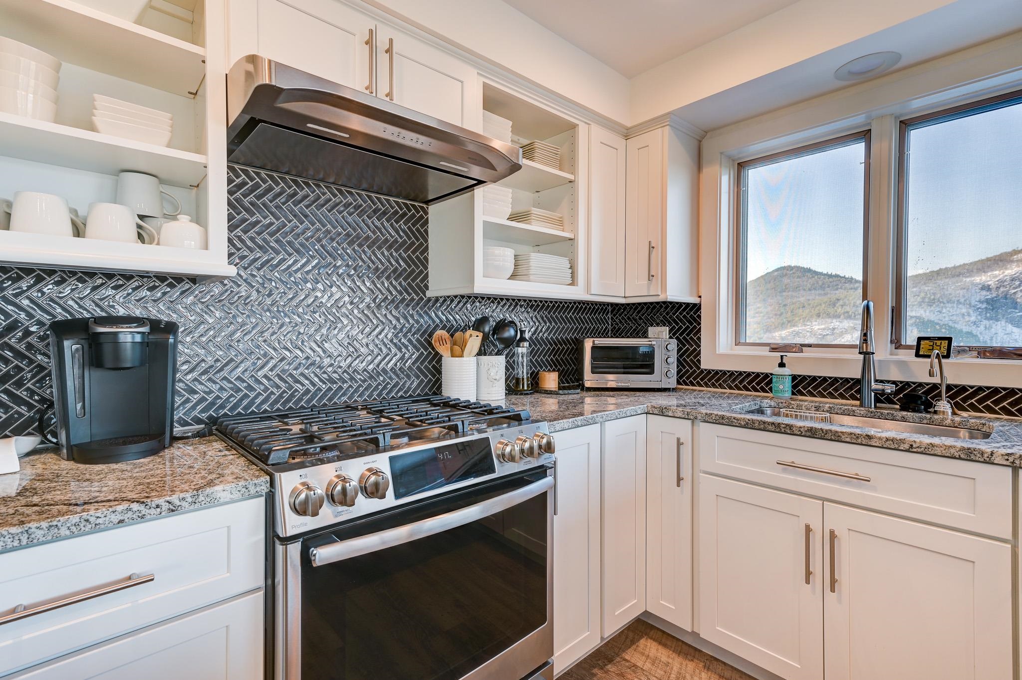 18 Top Notch Road, Unit 18 Bartlett, NH 03812 - Photo 11 of 40 Gallery Image 11