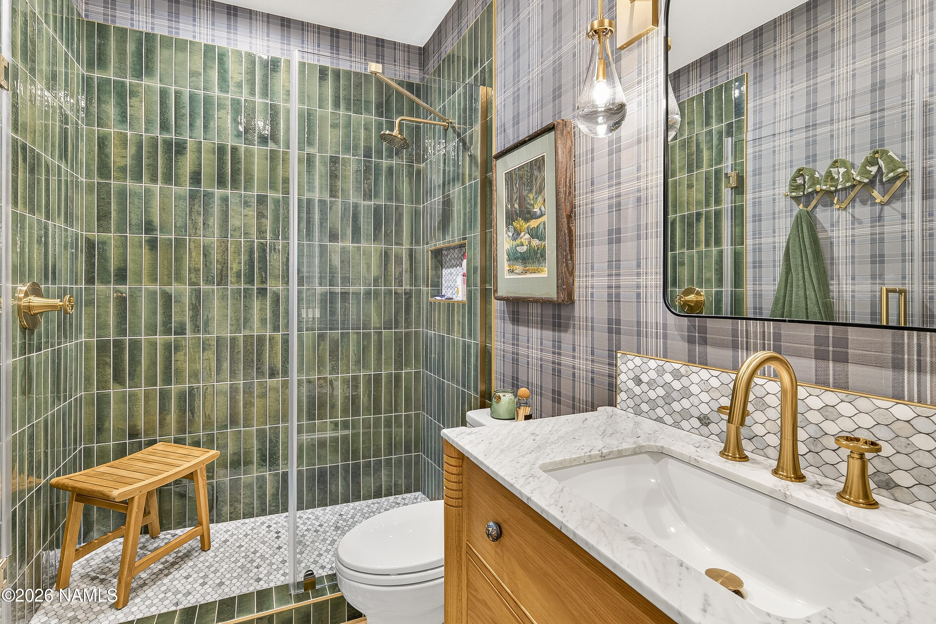 40 West Quartz Road Flagstaff, AZ 86005 - Photo 22 of 71 Guest Bathroom
