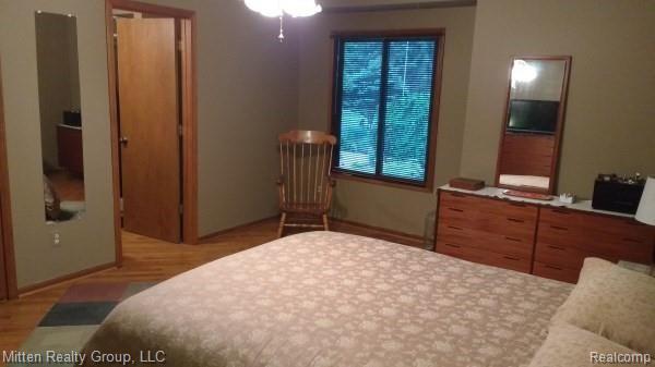 2787 Pinckney Road Howell, MI 48843 - Photo 4 of 6 4.jpg