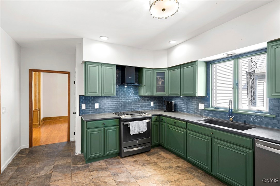 62 Mary Street Auburn, NY 13021 - Photo 13 of 48